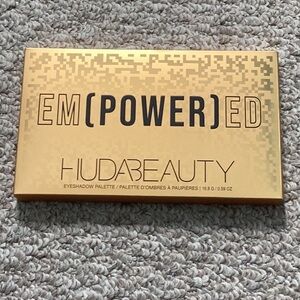 Huda Beauty Empowered Eyeshadow Palette - Brand New Never Used